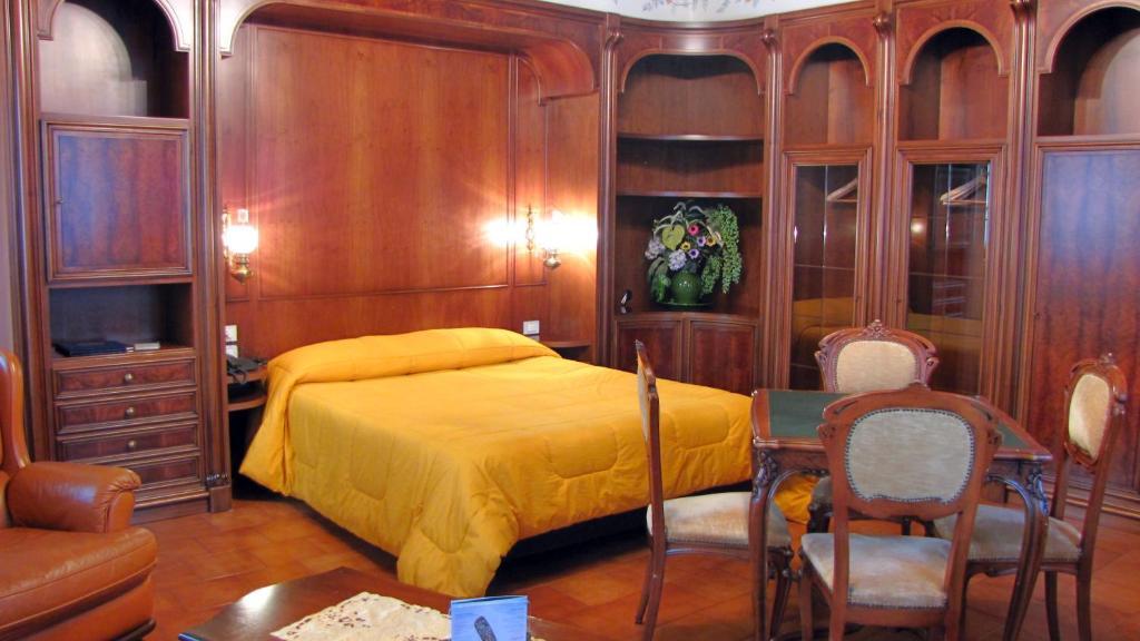 Agriturismo Cassinazza Orsenigo Δωμάτιο φωτογραφία